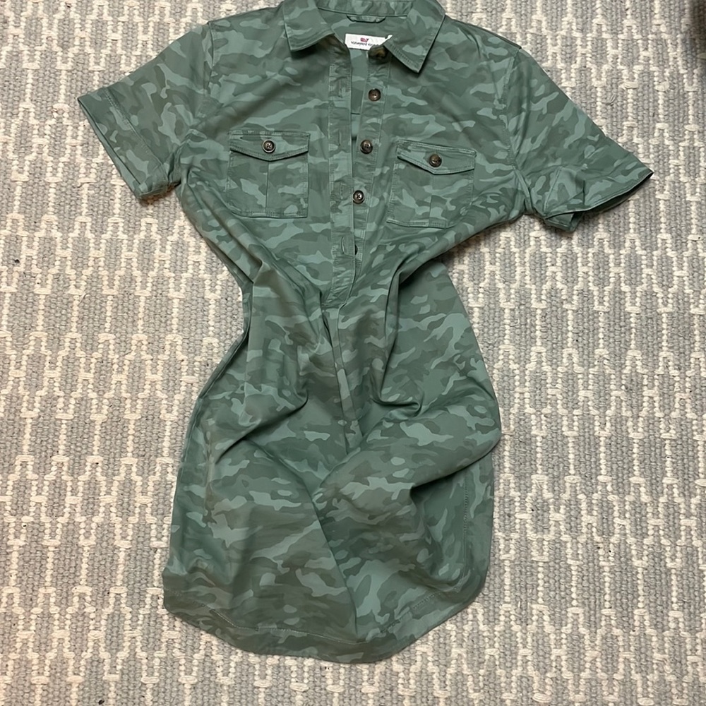 Vineyard Vines Camo shift dress size 2